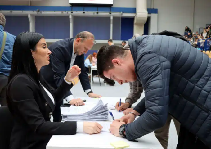 Općina Novo Sarajevo izdvojila blizu milion KM za stipendiranje 1.098 učenika i studenata