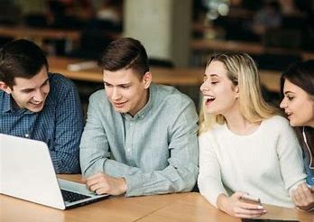 Most između generacija: Kako bolje komunicirati u digitalnom svijetu?