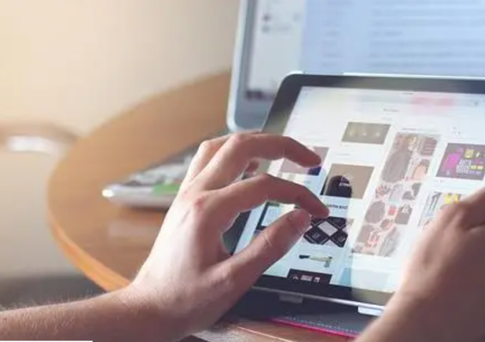 Digitalni alati koji ubrzavaju karijerni rast