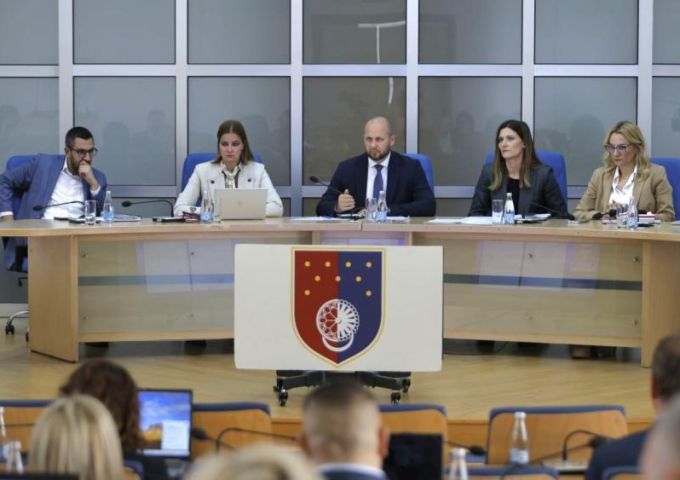 Skupština KS: Usvojena strategija prema mladima do 2023.