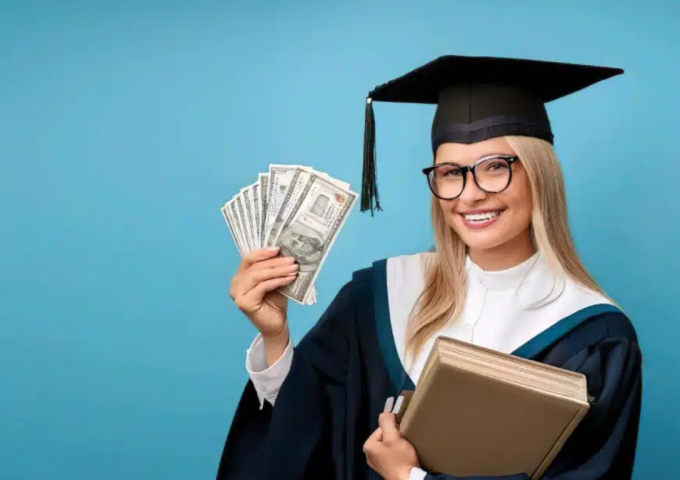 Grad u BiH stipendira studente: Od 150 do 400 KM mjesečno