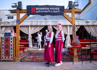 Host - Hostesa (m/ž)