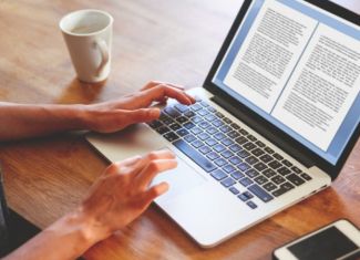 Konkurišite za Avery Review Essay takmičenje