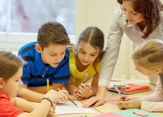 Budućnost obrazovanja: Digitalizacija ili povratak tradicionalnim metodama?