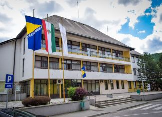 Općina Jajce dodjeljuje stipendije za akademsku 2025/26. godinu