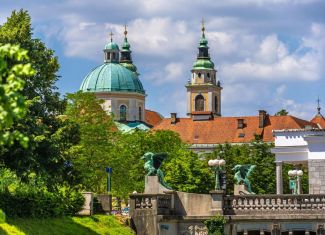 Pozivamo vas na učešće u ljetnjim školama Univerziteta u Ljubljani