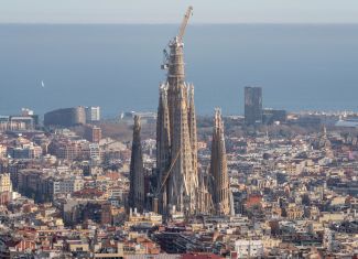 Sagrada Família u završnoj fazi izgradnje centralnih tornjeva
