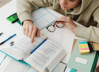TAJNA USPJEHA: 7 savjeta kako postati izvrstan student/ica